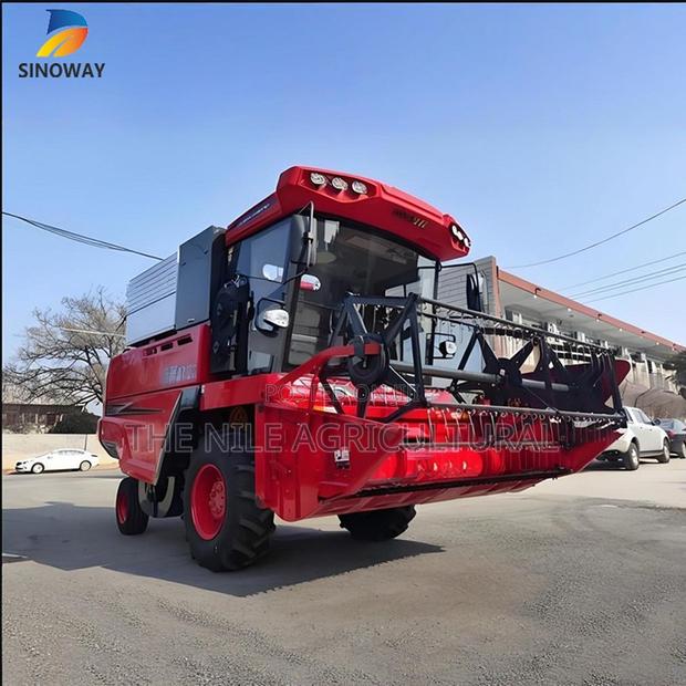 High-Yield Combine Harvesters Suitable for Rice and Wheat - main view