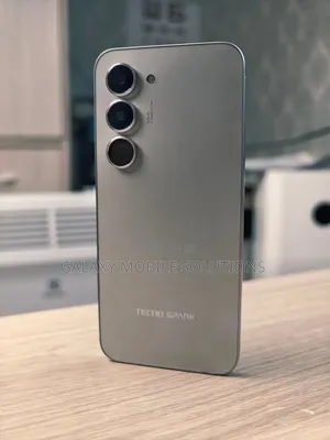 New Tecno Spark 40 Pro 128 GB White