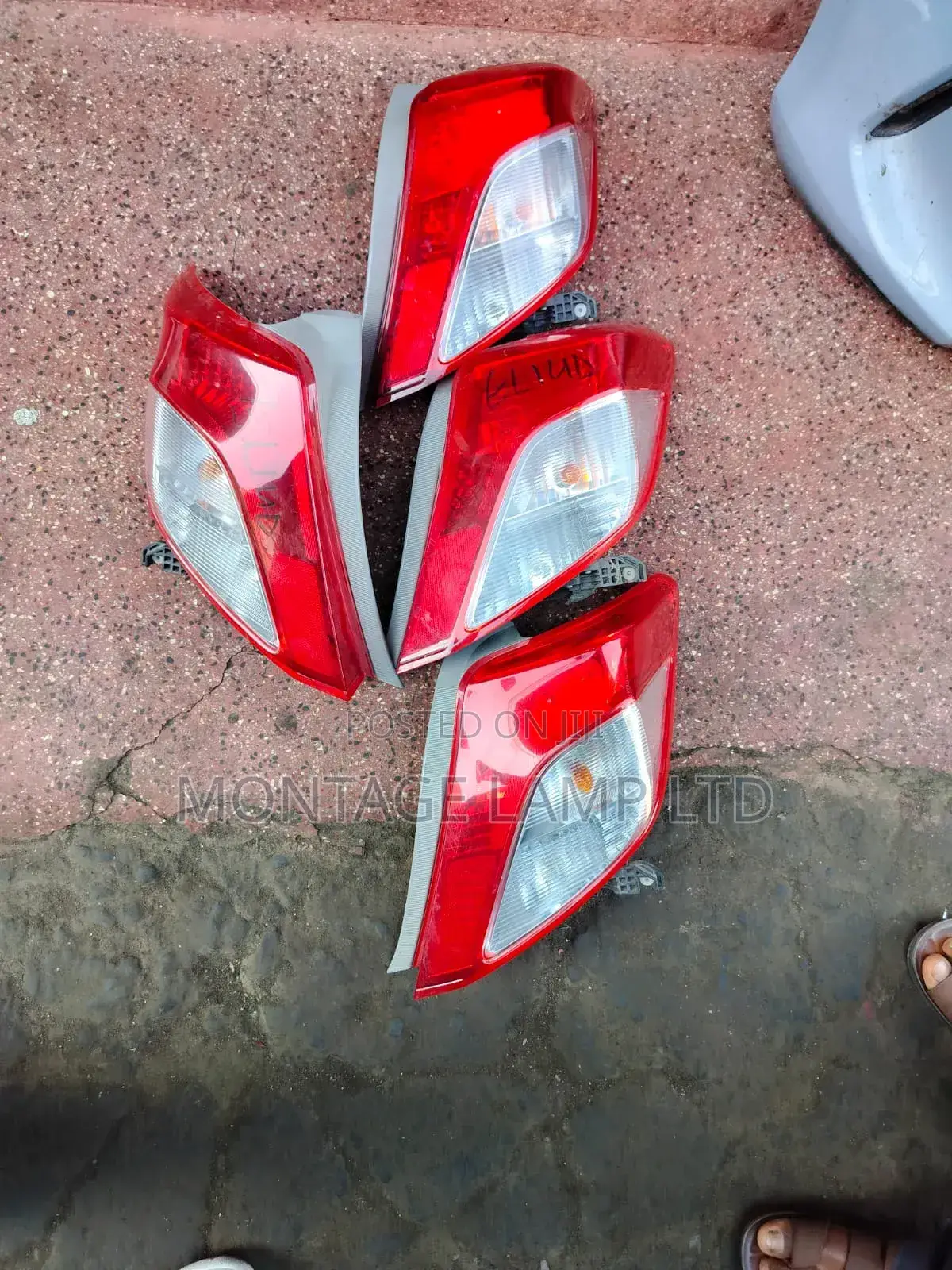 Tailight Vitz Jewella