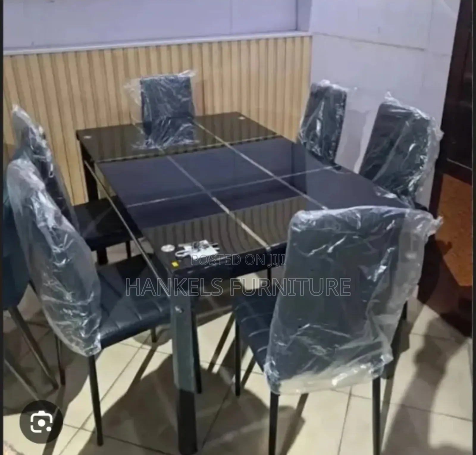 Luxury 6 Seater Dining Table – Perfect for Family Guests
