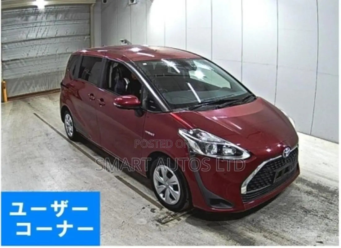 Toyota Sienta 2019 Red