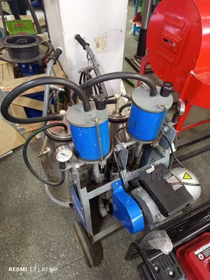 Milking Machine(Double Bucket)