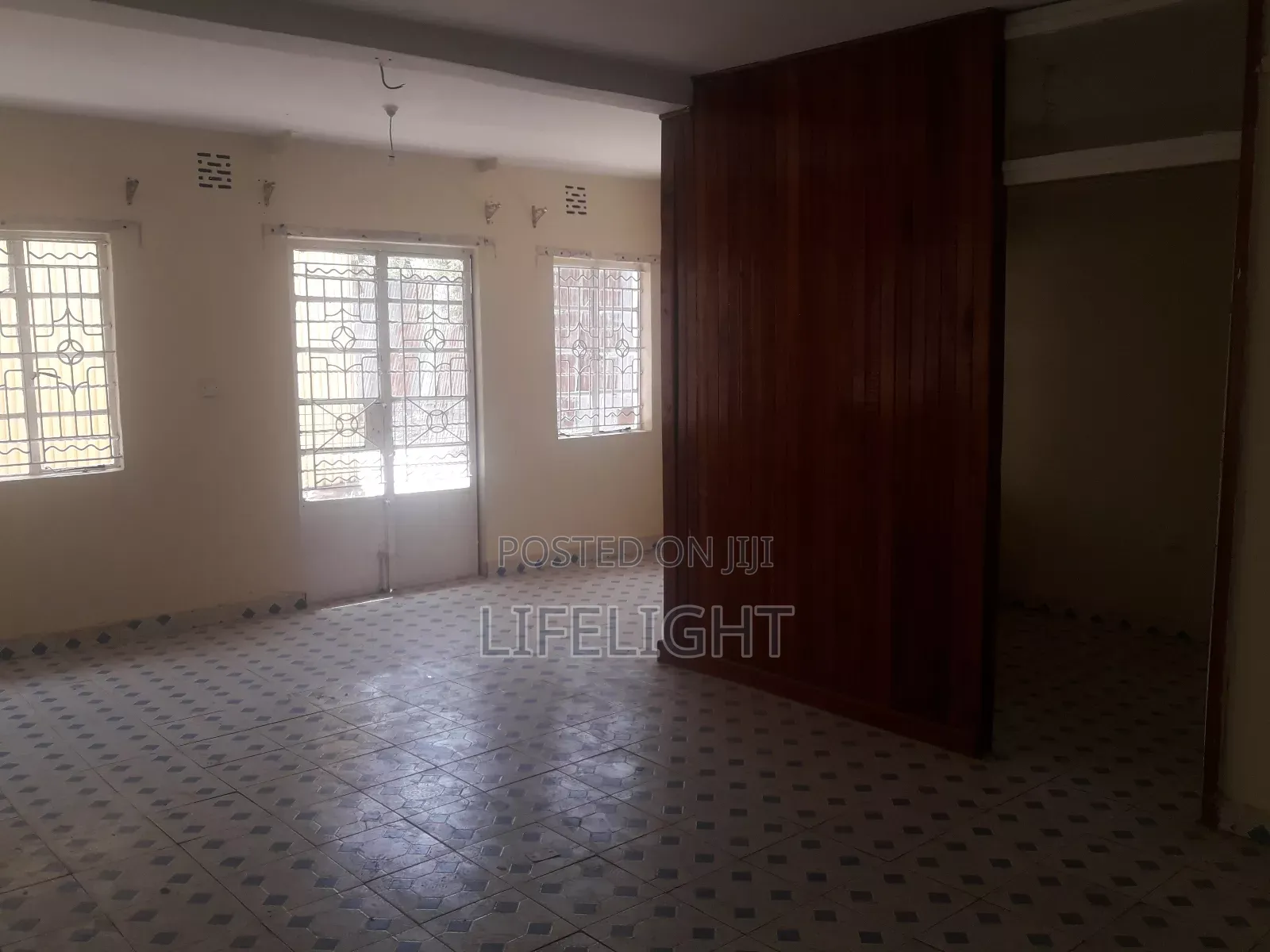 4bdrm House in Old Donholm Estate, Caltex for sale