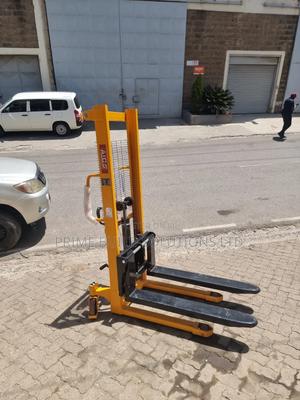 2 Tonne Hydraulic Hand Staker - main view