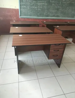 Compact 1.2 Meter Office Desk for Home Office