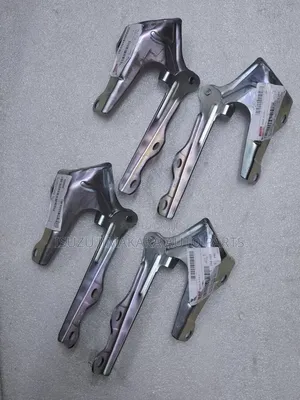 Isuzu Bonnet Hinges Tfs86 Dmax