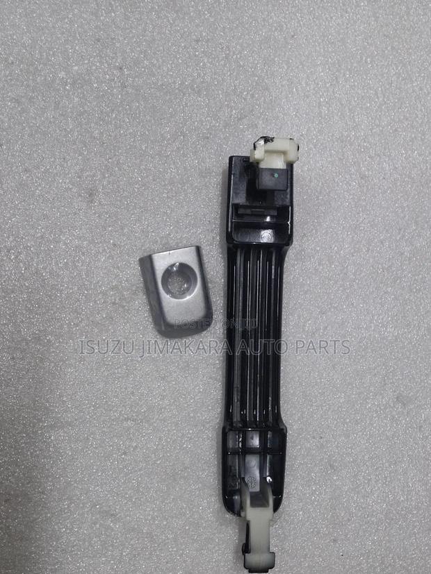 Isuzu Outer Door Handle Dmax - main view