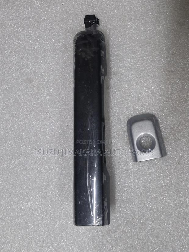 Isuzu Outer Door Handle Dmax - thumbnail 2