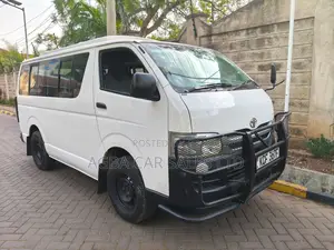 Toyota HiAce 2007 White
