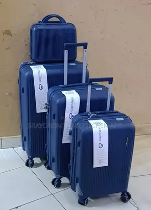*4 in 1 Luxurious Unbreakable Suitcase