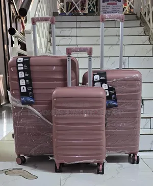 *3 in 1 Unbreakable Pp Suitcases