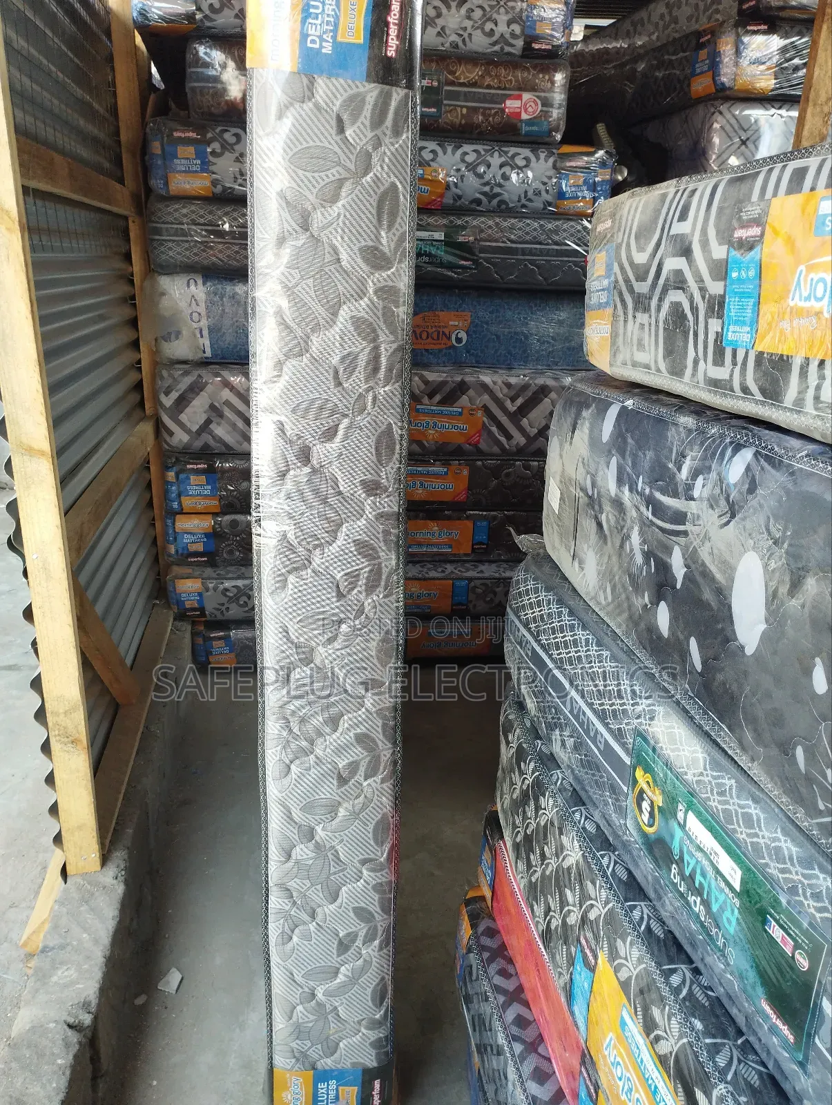 Mattress for Cool Sleep (6x6*8 Inches Quilted)