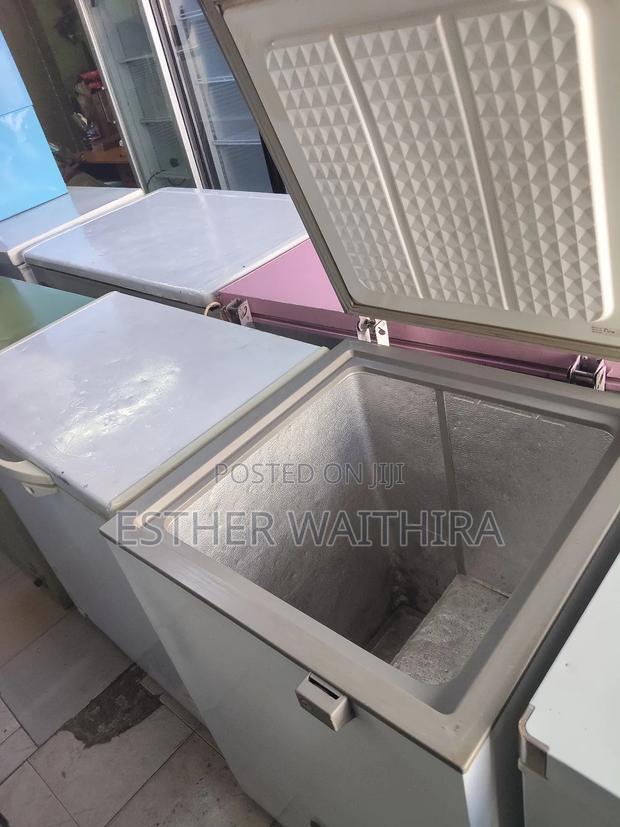 Whirlpool Chest Freezer - thumbnail 2