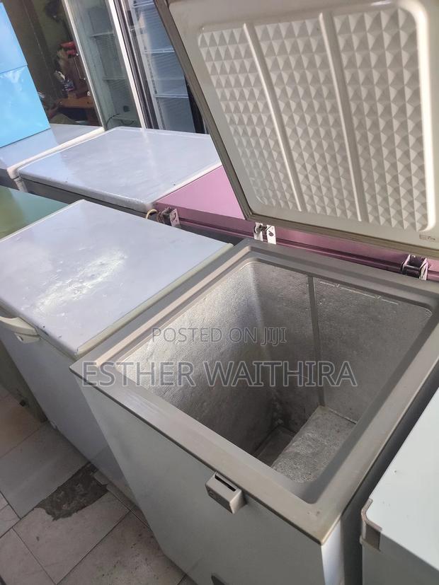 Whirlpool Chest Freezer - thumbnail 3