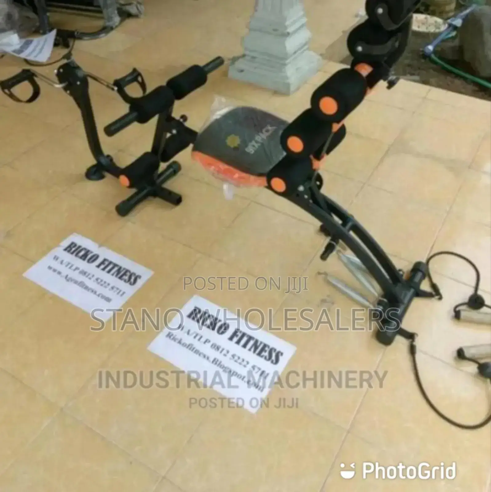 Black Seven Pack Exercise Machine