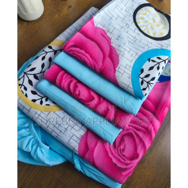 Premium Soft Cotton Fitted Bedsheet With Elastic Edges - main view