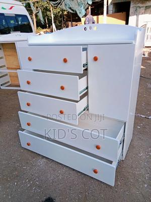 White Chest of Drawers With Brown Knobs - main view