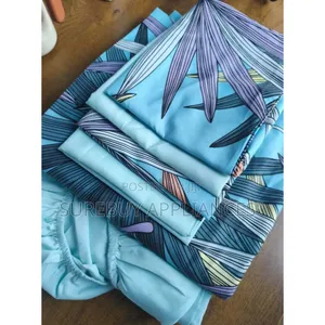 Soft Cotton Fitted Bedsheet With Elastic Corners