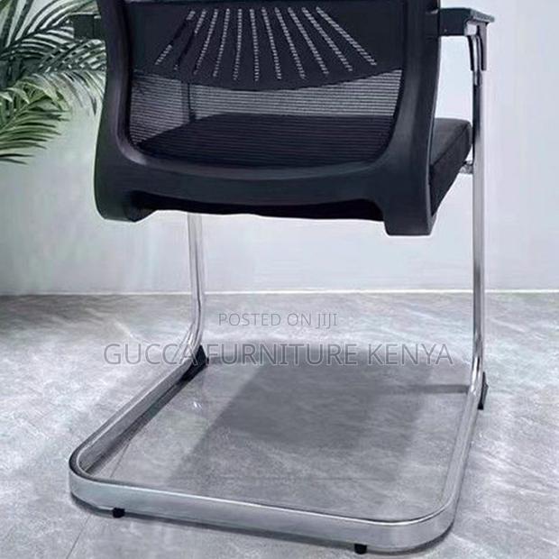 Mid Back Ergonomic Mesh Conference Chair - thumbnail 7