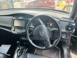 Toyota Corolla Fielder 2019 Black