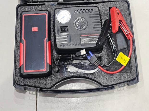Multifunctional Car Jump Starter 99800mah Tire Inflator and Power Bank