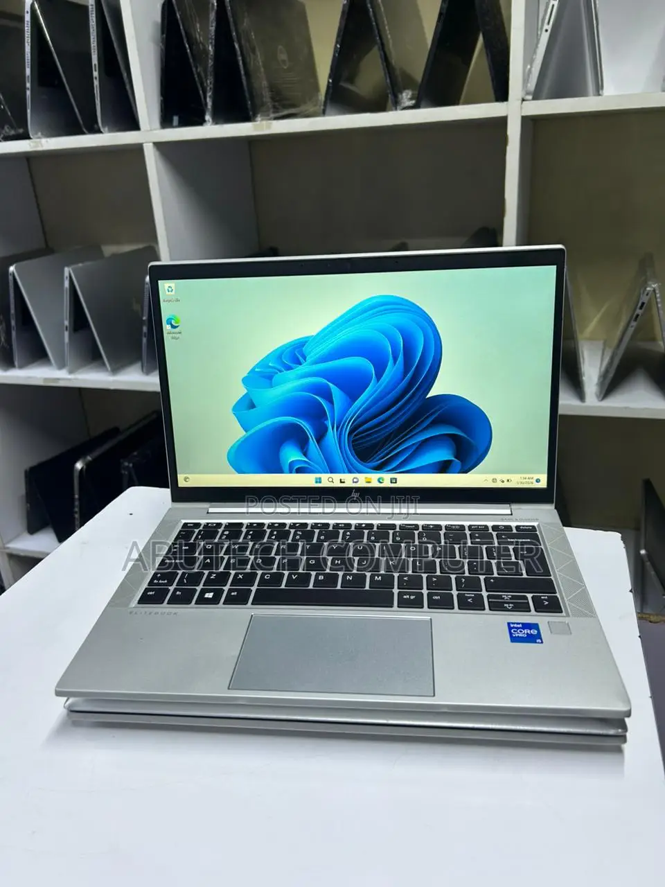 Laptop HP EliteBook 830 G8 16GB Intel Core I5 SSD 512GB