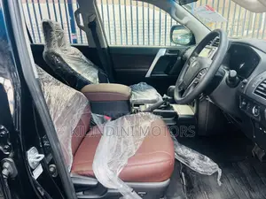 Toyota Land Cruiser Prado 2019 Black
