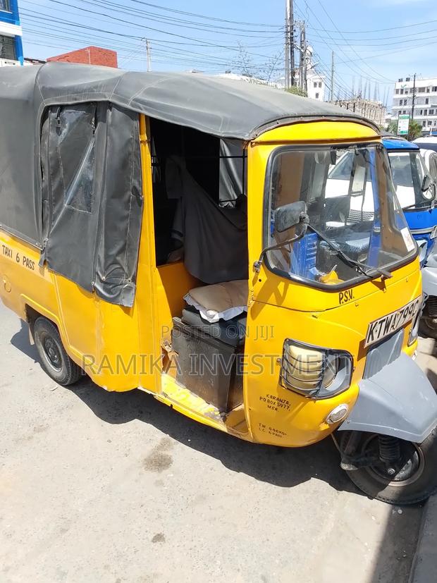 Mahindra Centuro 2012 Yellow - thumbnail 3