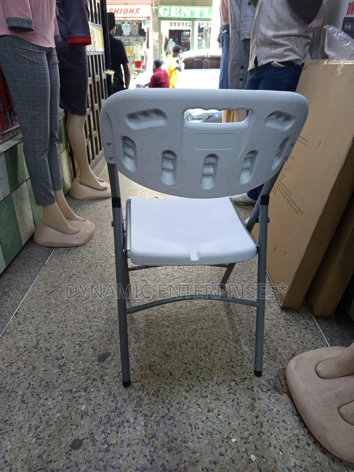 Heavy-Duty Plastic Folding Chair