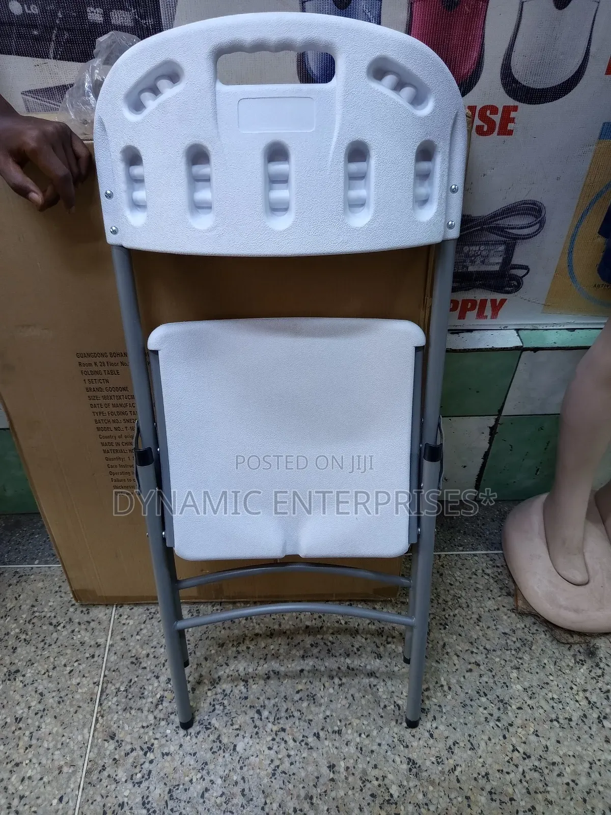 Heavy-Duty Plastic Folding Chair