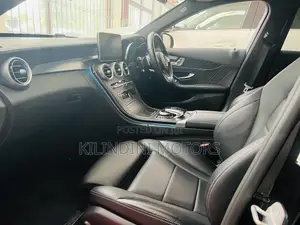 Mercedes-Benz C200 2019 Black
