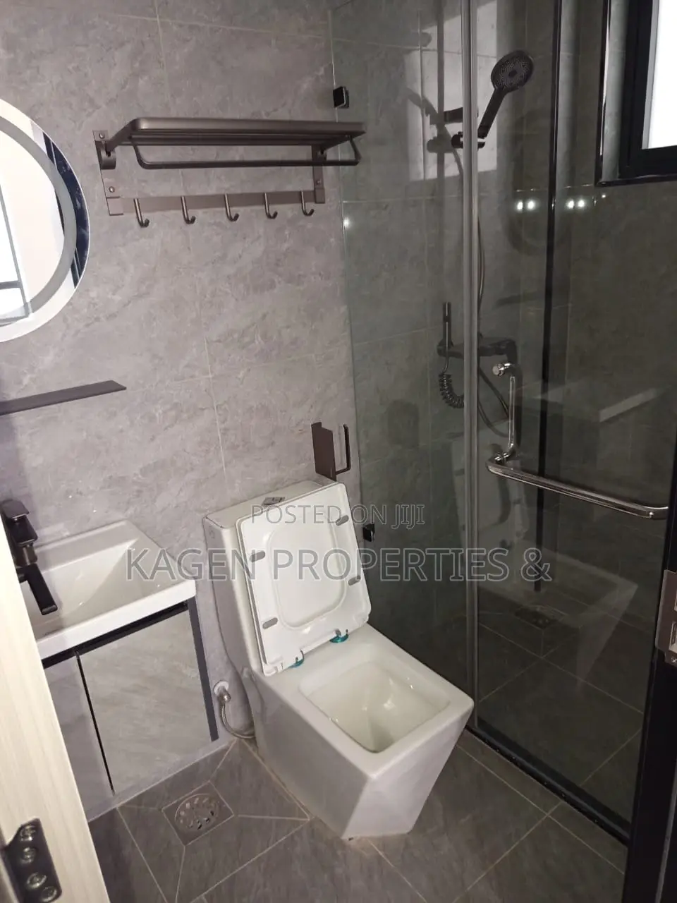2bdrm Apartment in Valley Arcade for rent