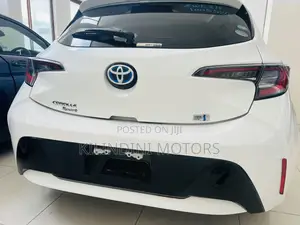 Toyota Corolla 2021 White