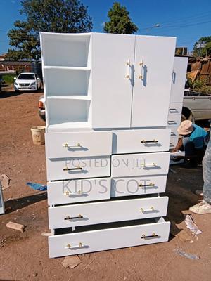 Ergonomic Chest of Drawers