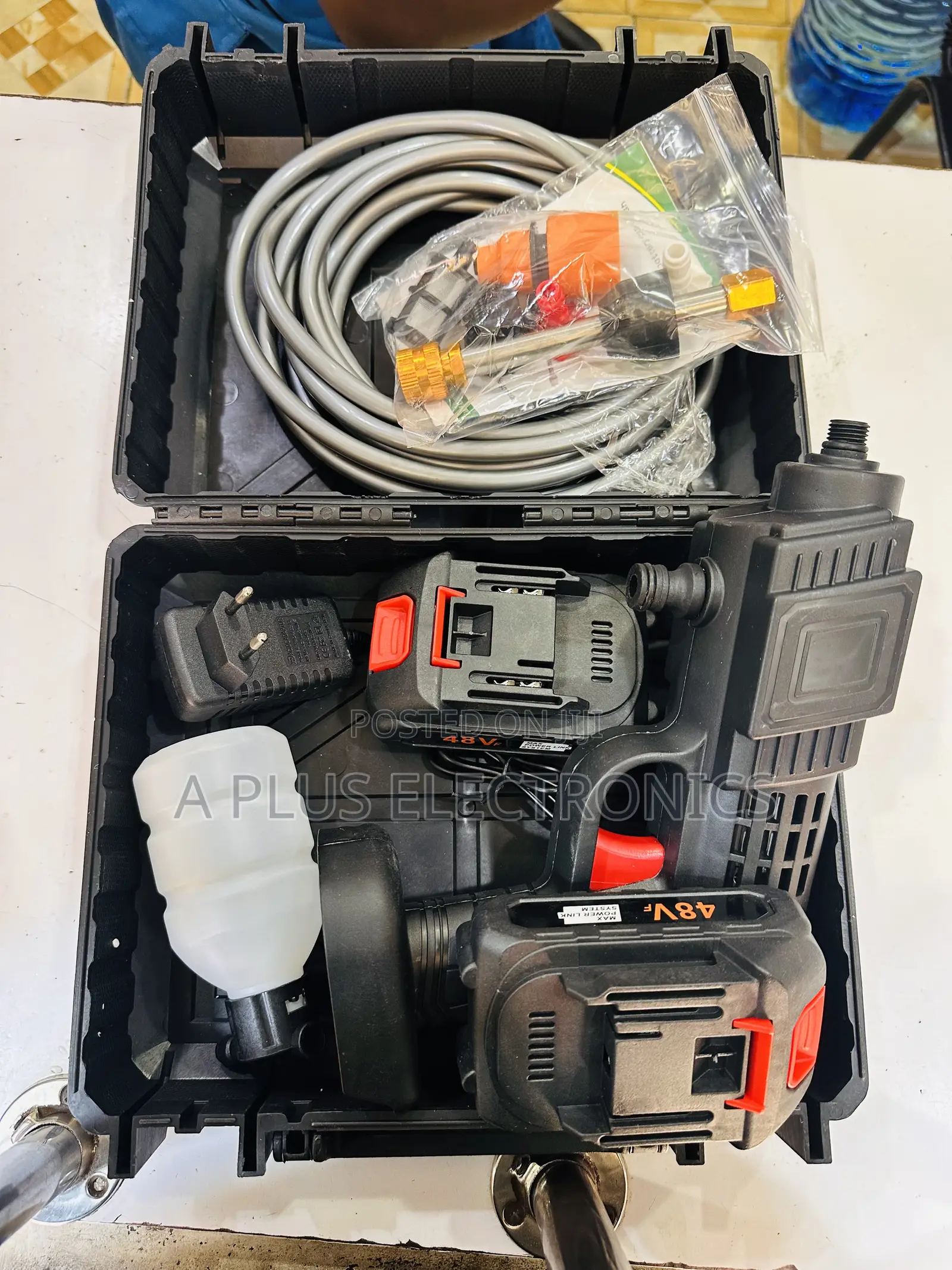 Rechargeable Car Wash Machine (With 2 Batteries) – High Pressure