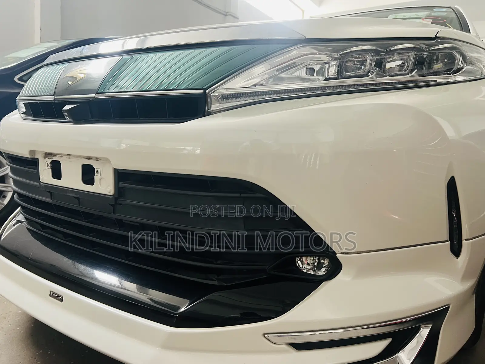 Toyota Harrier 2019 White