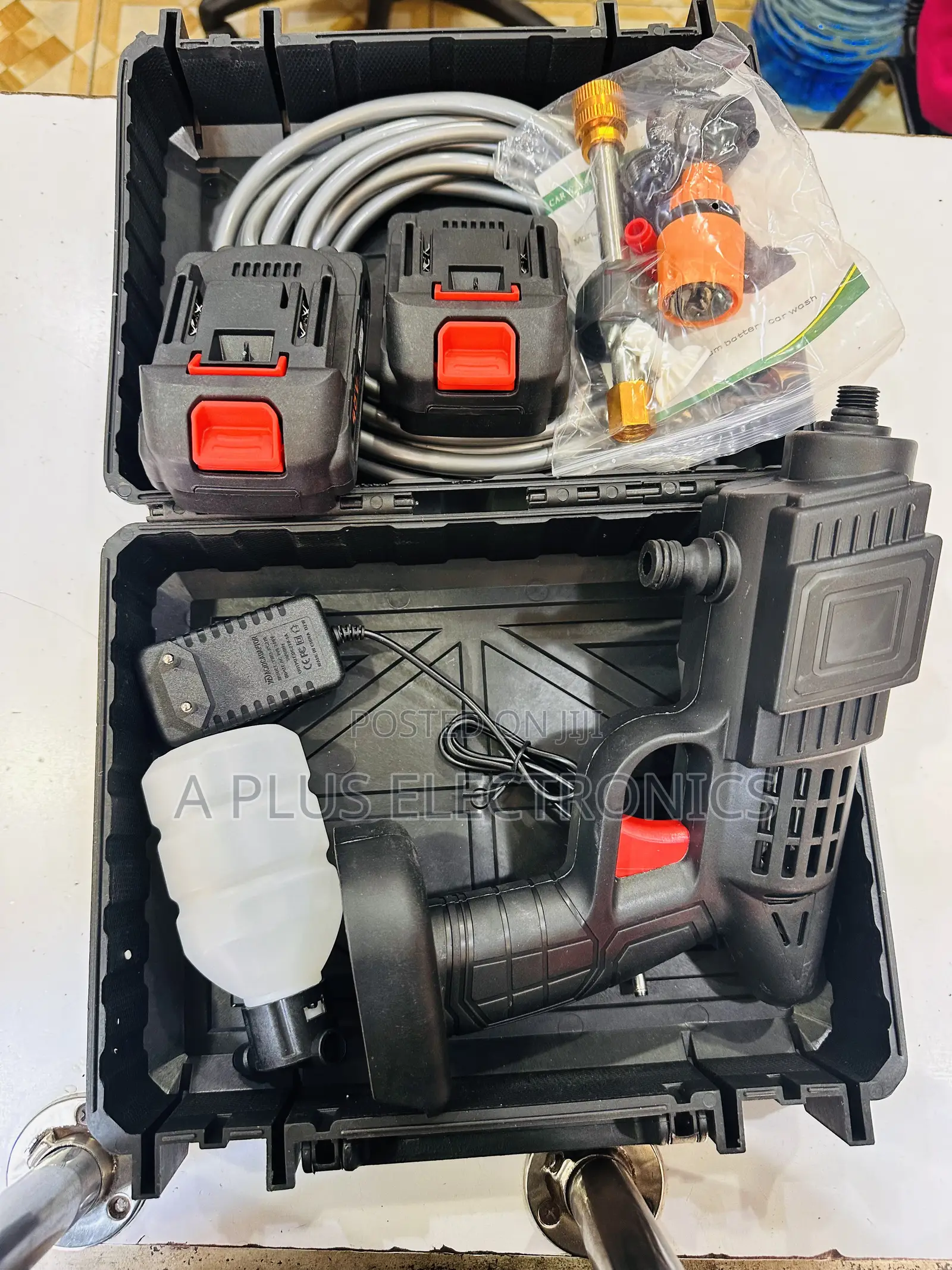Rechargeable Car Wash Machine (With 2 Batteries) – Easy Cleaning