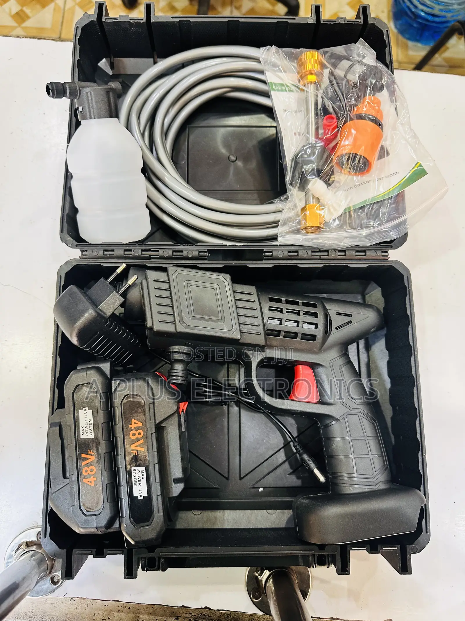 Rechargeable Car Wash Machine (With 2 Batteries) – High Performance