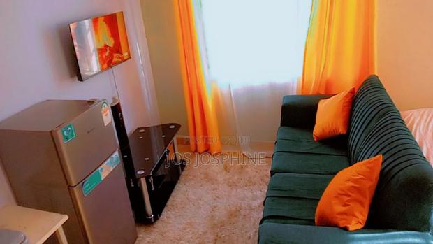 Airbnb/Furnished House/BNB - thumbnail 5