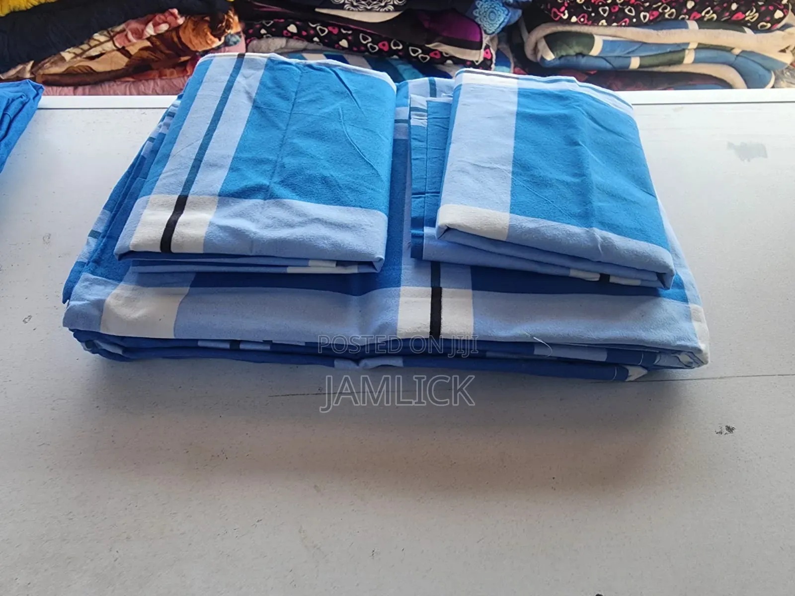 5×6 Bedsheet Set With Pillowcases - Pt