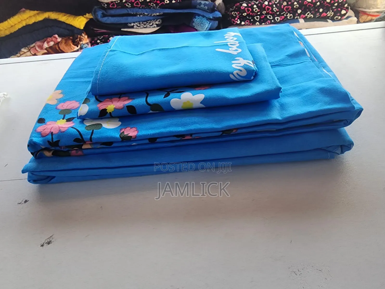 5×6 Bedsheet Set With Pillowcases - Pt