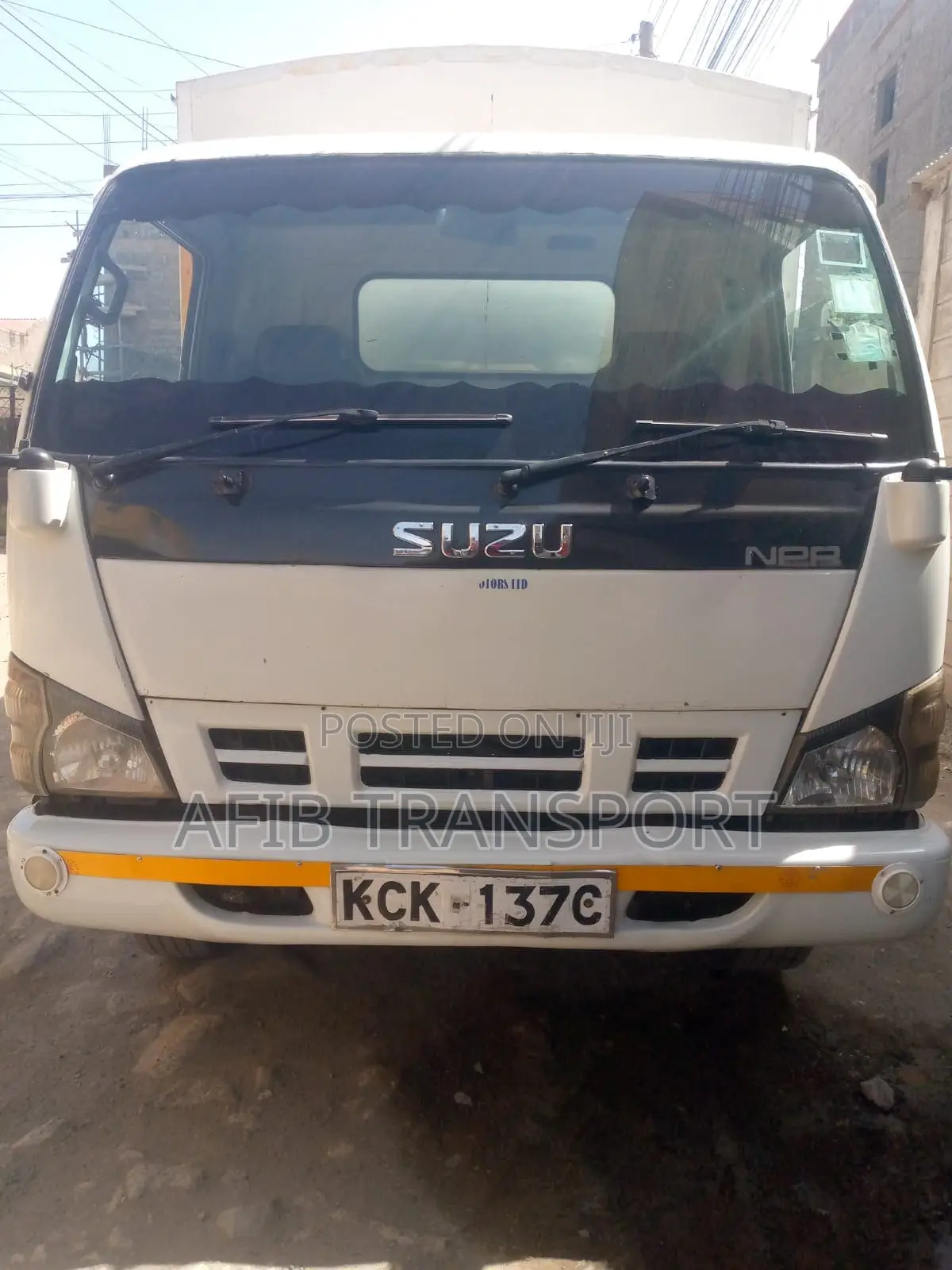Ask for Transport | Isuzu NPR