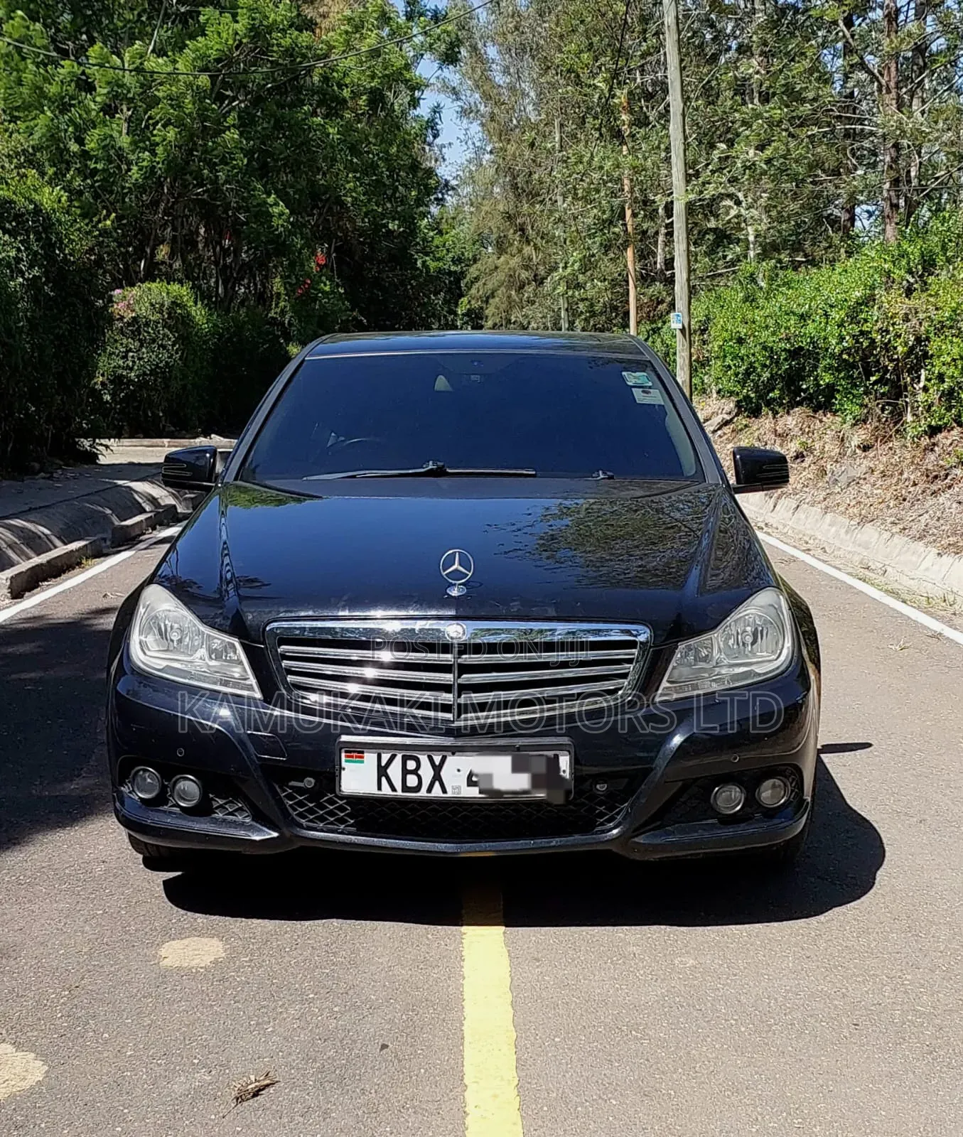 Mercedes-Benz C180 2011 Black
