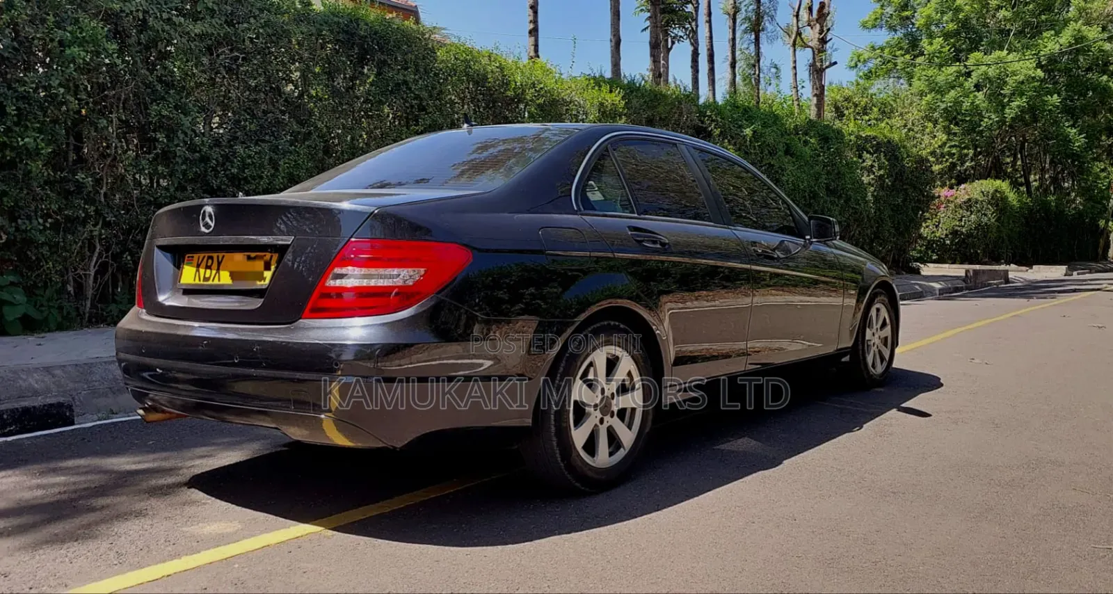 Mercedes-Benz C180 2011 Black