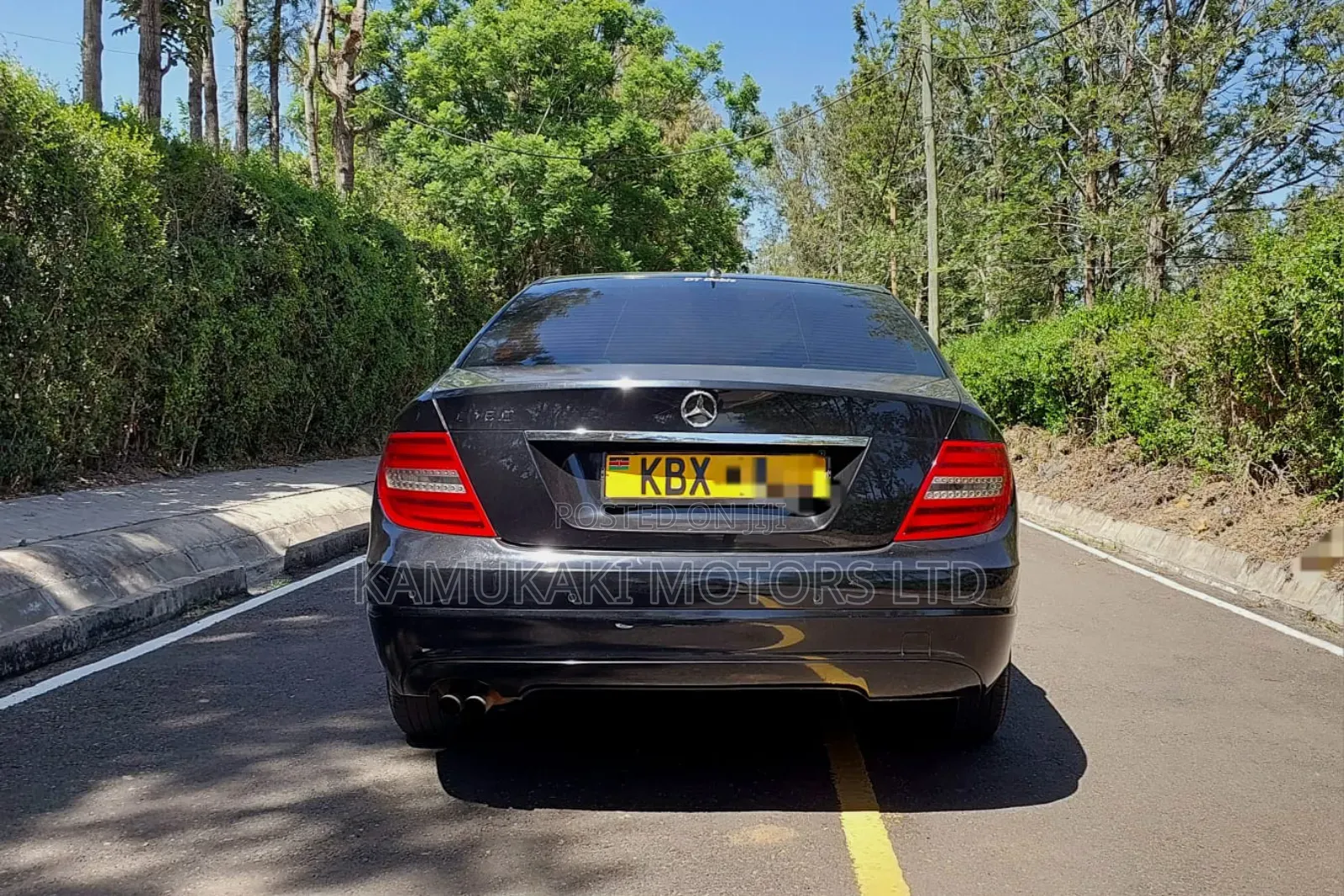 Mercedes-Benz C180 2011 Black
