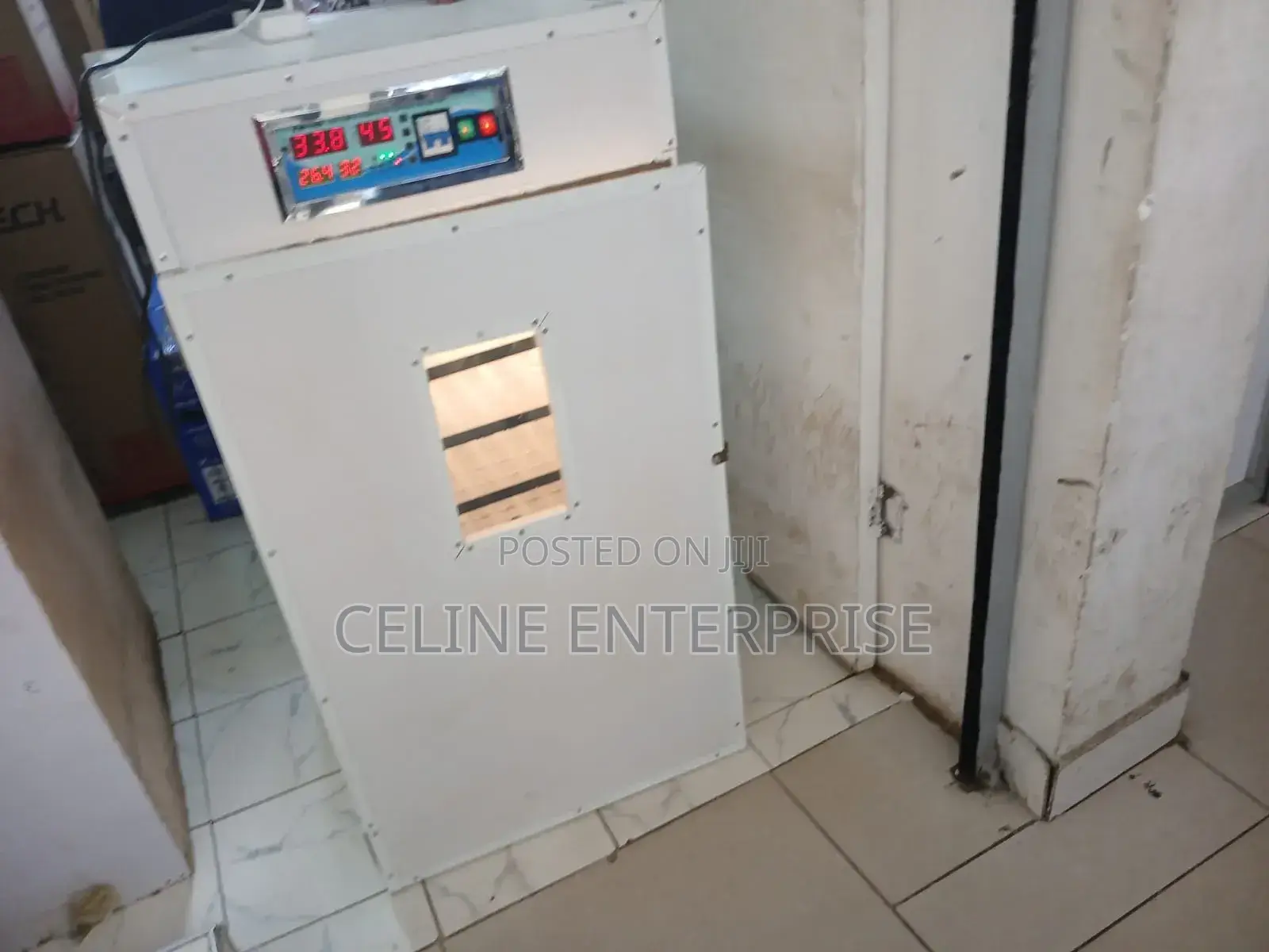 528 Eggs Incubator
Suitable for Poultry Farming