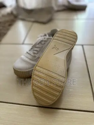 Puma Sport Shoes / Sneakers