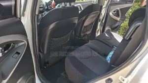 Toyota RAV4 2.0 VVT-i 2008 Silver