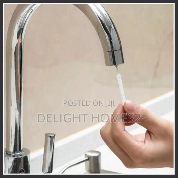 Shower Head Cleaning Brush_cu - thumbnail 2