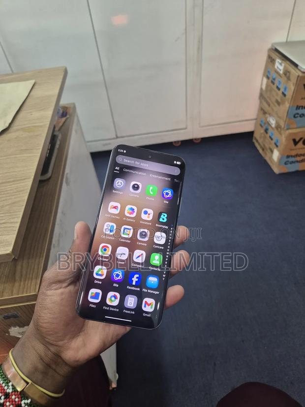 Tecno Spark 40 Pro+ 256 GB Gray - thumbnail 3